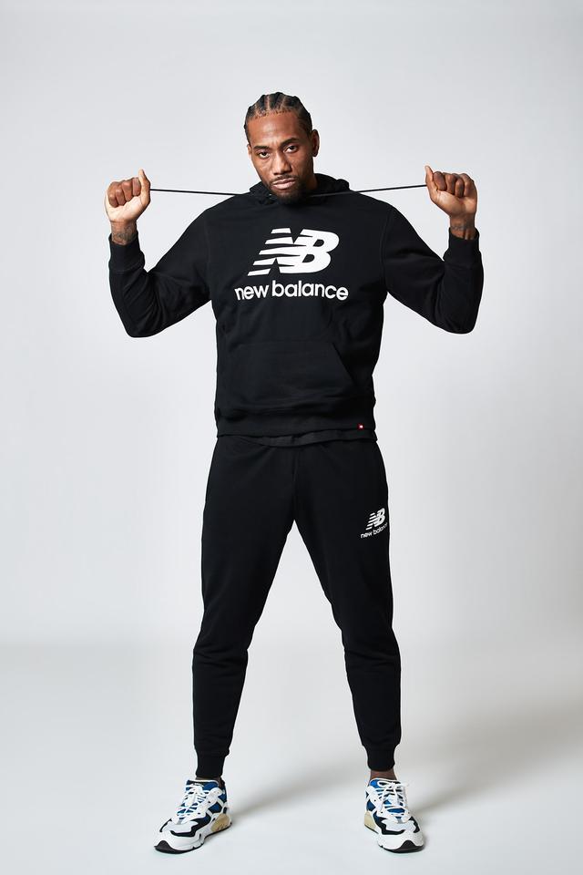 德天空：拜仁17岁小将伦纳特-卡尔将首次入选德国U21大名单（德媒：拜仁17岁新星伦纳特-卡尔首次被征召进入德国U21大名单）