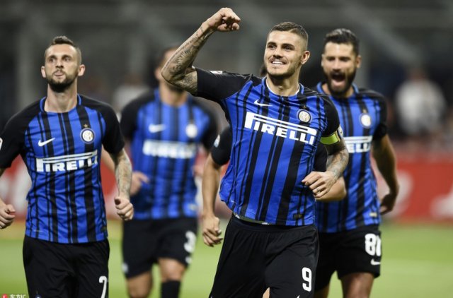 16岁的天空：多特蒙德超新星阿尔伯特本轮青年欧冠集锦（16岁正当红：多特蒙德新星阿尔伯特本轮青年欧冠高光集锦）